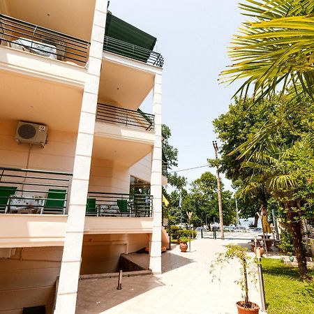 Stefanidis Platani Beach Aparthotel Stavros  Bagian luar foto